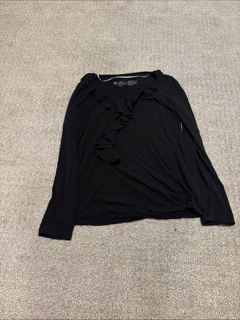 HUE Black Ruffle V-Neck Long Sleeve Tee